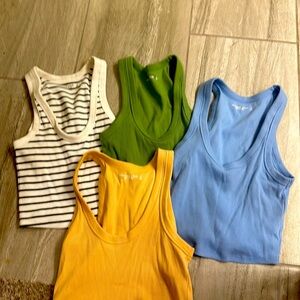 Abercrombie tank crops lot